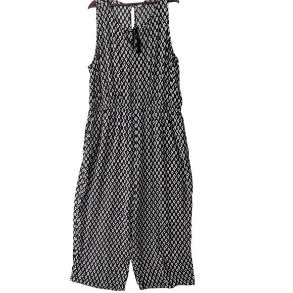 Old Navy‎ Womens Black White Ikat Print Romper Size XXL Pockets Sleeveless Light - Picture 1 of 8